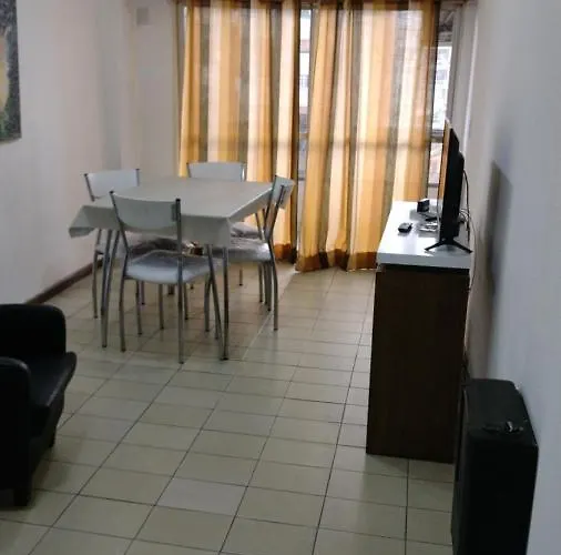 Departamento 2 Dormitorios Muy Bien Ubicado, Corrientes 1855 Ambiente Familiar